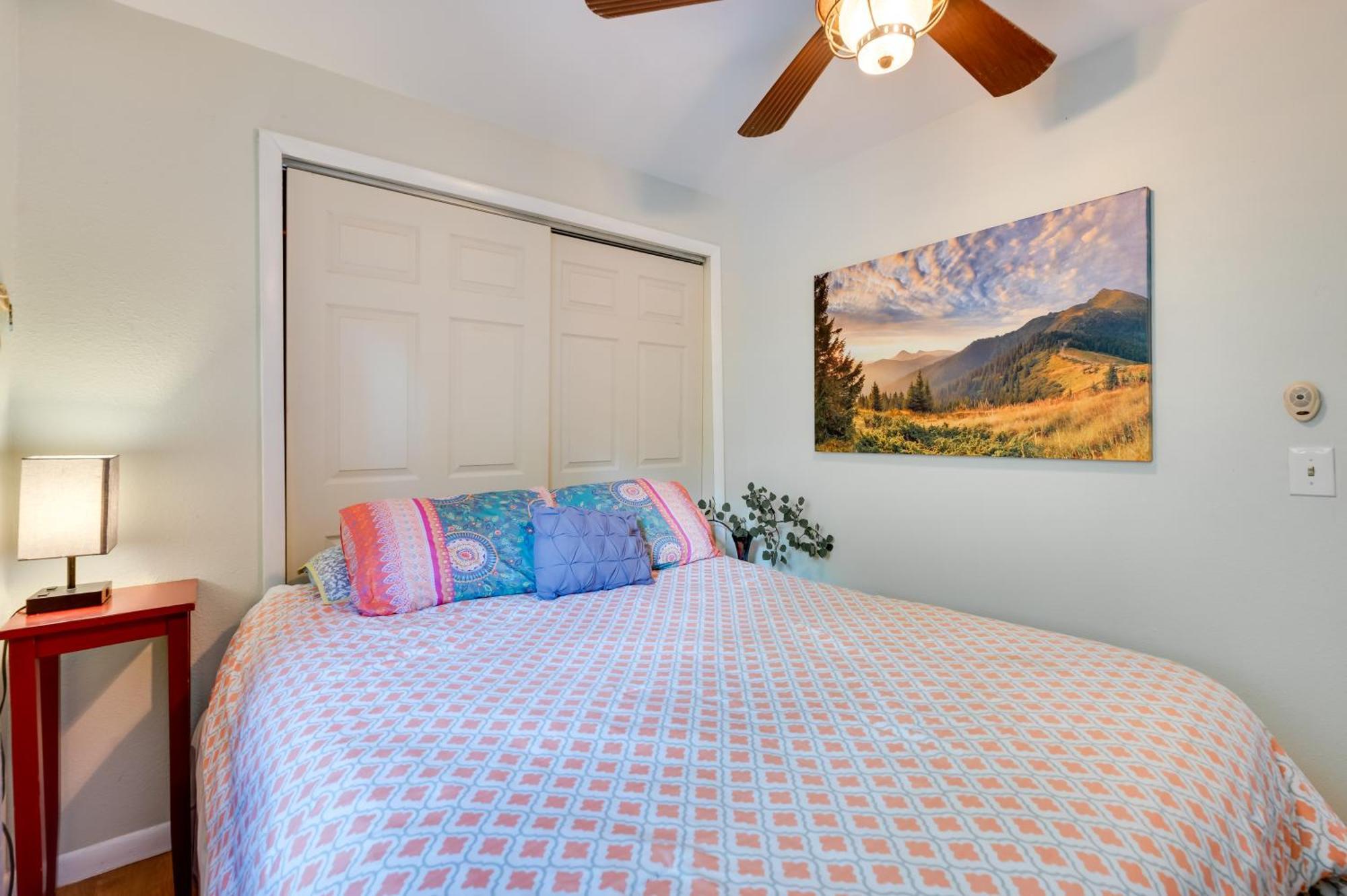Stunning Golden Home With Deck About 35 Mi To Denver! Eksteriør bilde